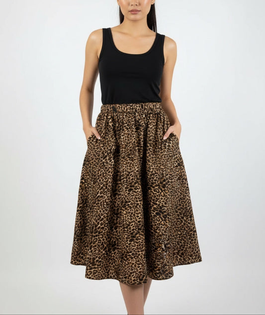 Falda con estampado animal